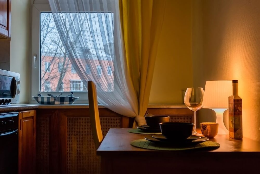 Apartment on Oruzheinyi 13 bld 2