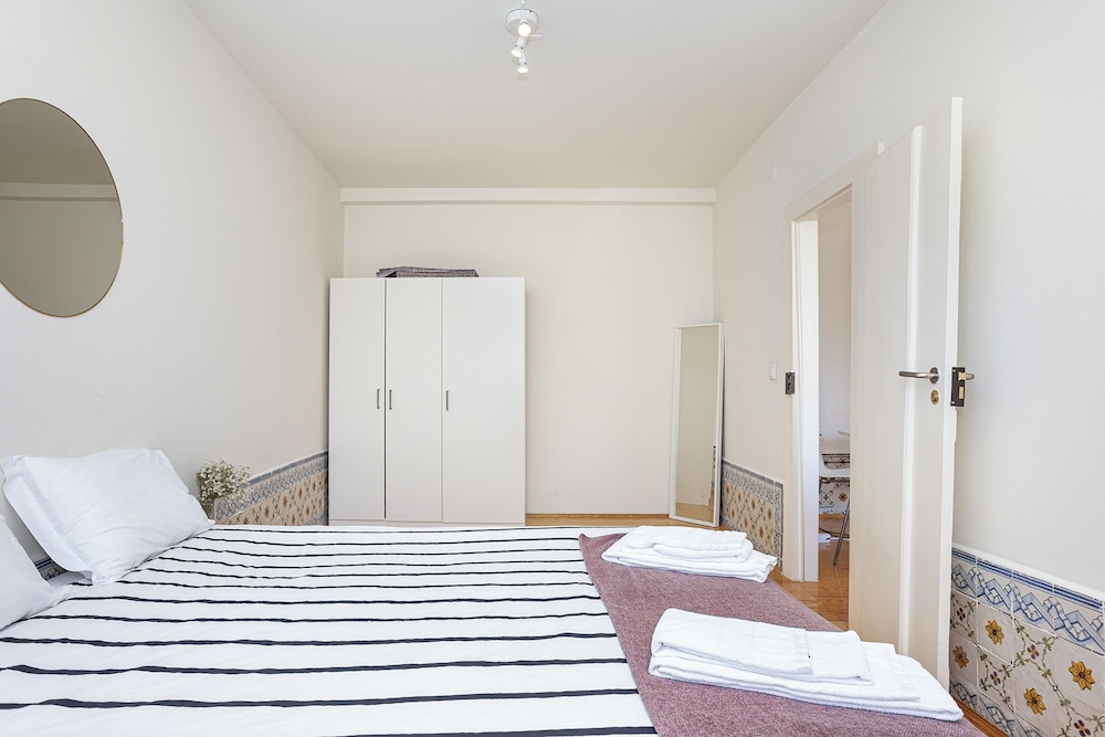 Gonzalo's Guest Apartments - Downtown Historic Flats IV