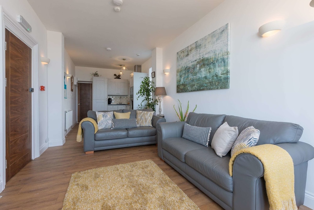 Hepworth Apartment view 4