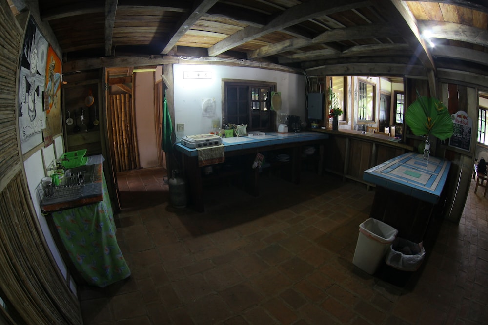 Hostal Oasis - Hostel