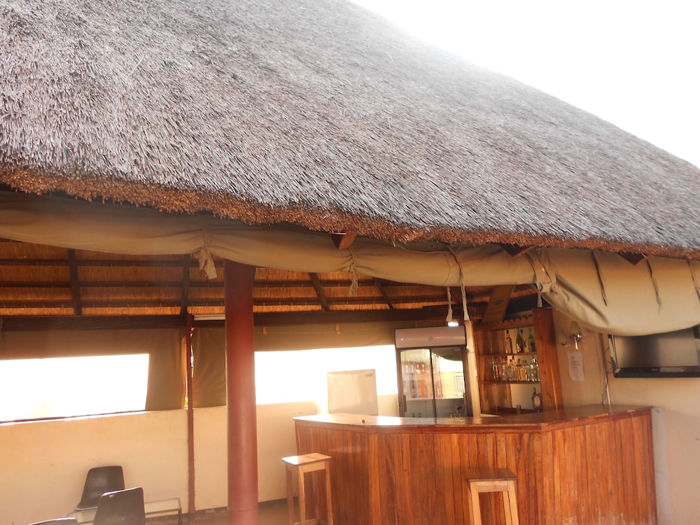 Wane Guest Lodge