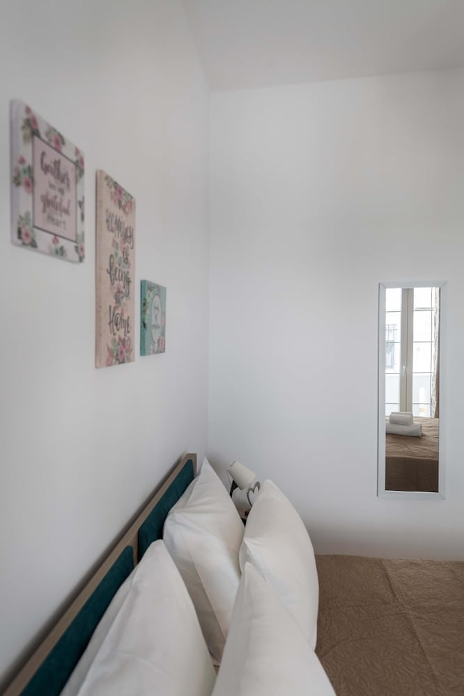 Parian Charming 3bedroom Home