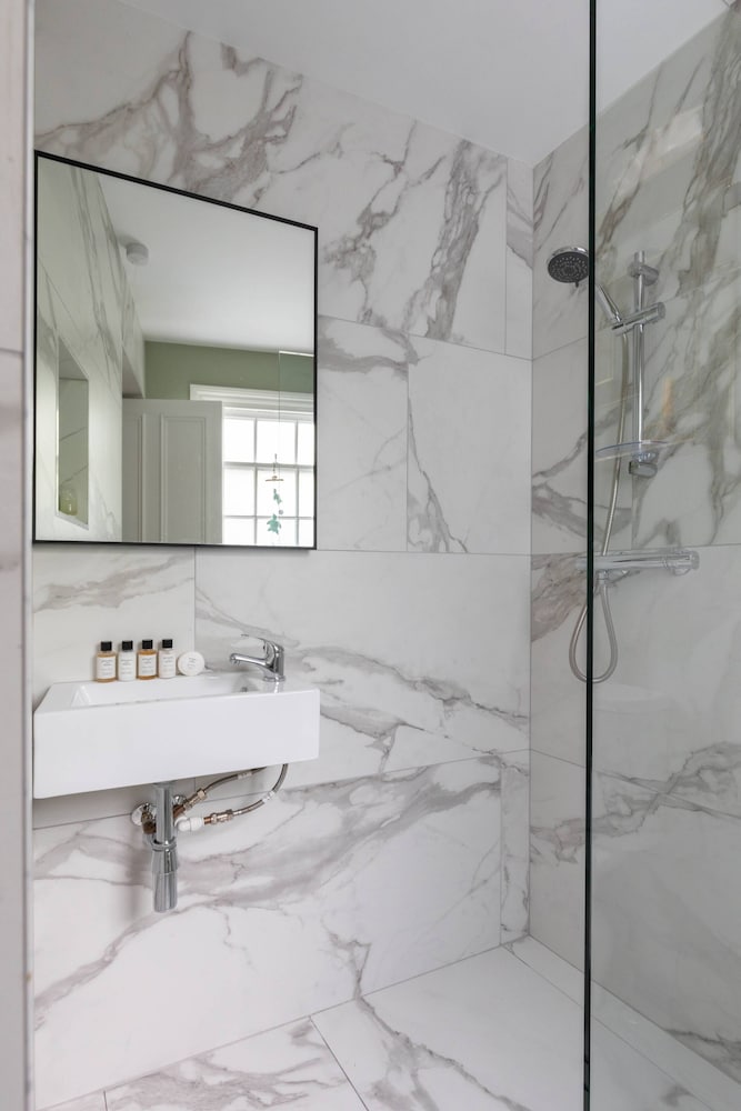 Lyme Terrace by Onefinestay
