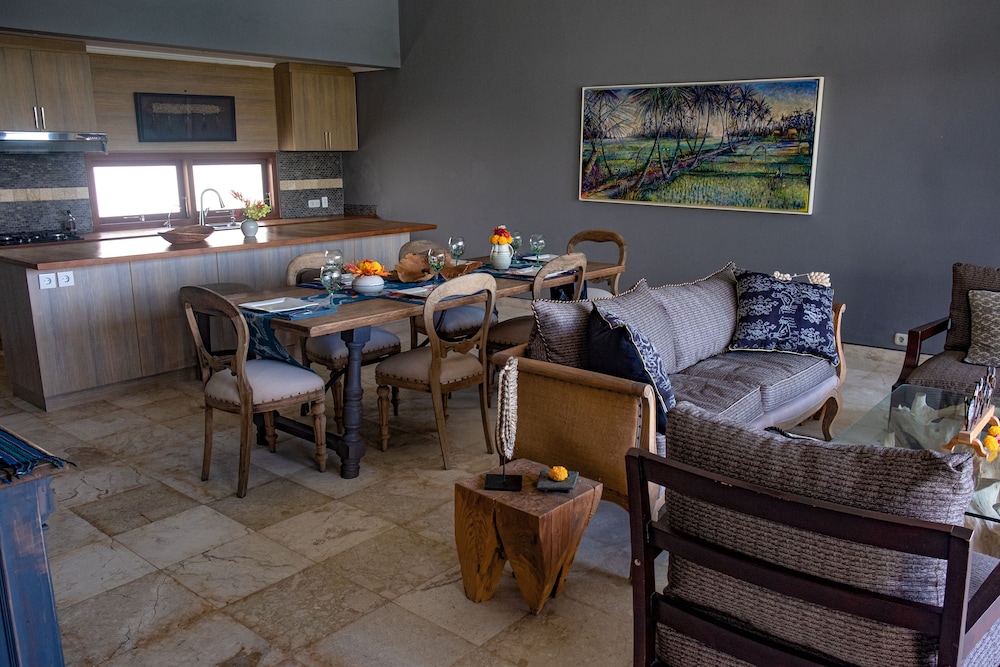 Lebah Villas