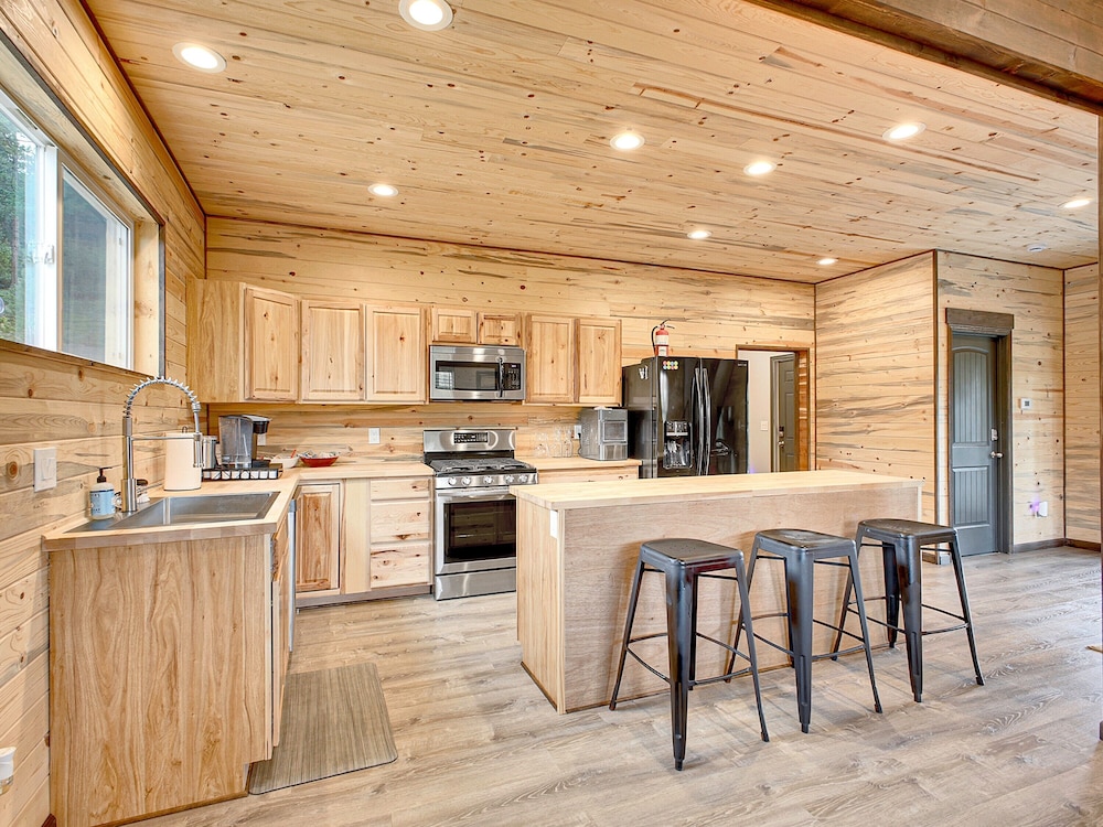 Switchback_little Divide 1 Bedroom Cabin