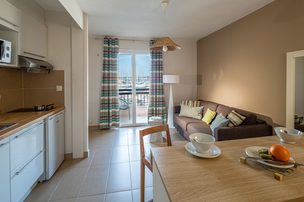 Six-Fours-les-Plages Vacations - Appartements de l'Helios - Iles des Embiez - Property Image 26