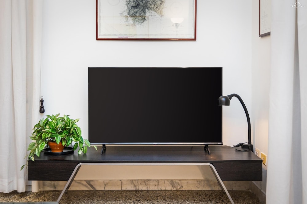 Clodia 5 Apartment
