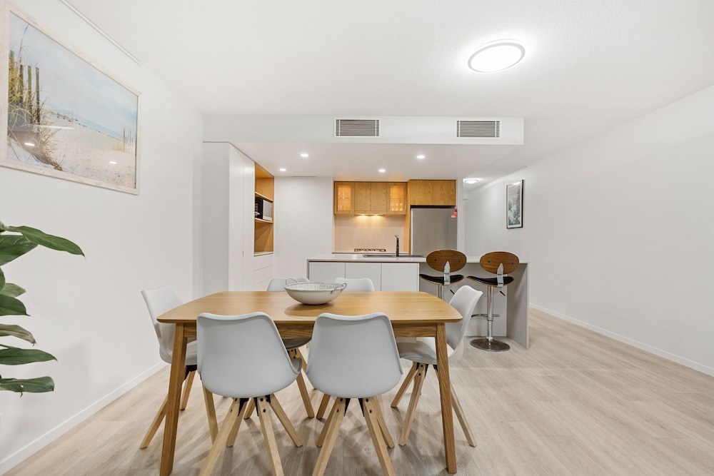 Drift South Holiday Apartments