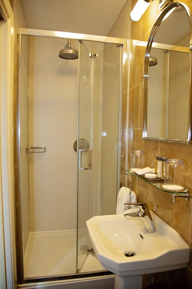Fir Trees Guest House