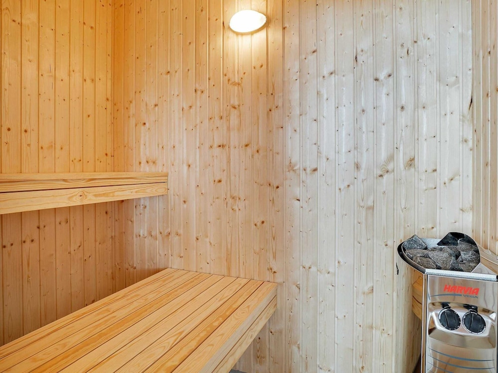 18 Person Holiday Home in Bogense