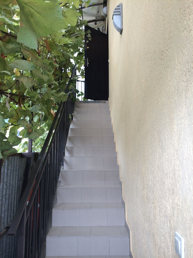 Antonina Guest House
