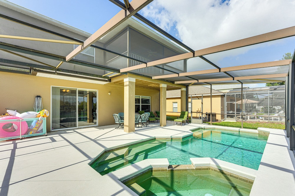 Pool, Games + Family Fun! Davenport Home by Disney