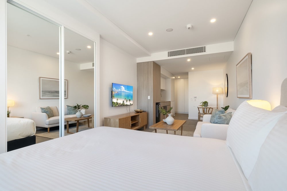 Stylish Studio Near Fremantle's Vibrant Spots