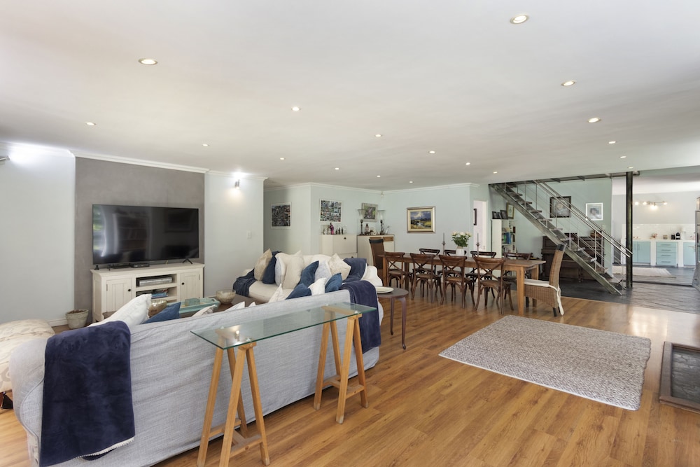 Constantia Manor view 4