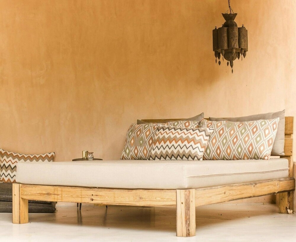 Holiday Home With Wooden-beamed Patio