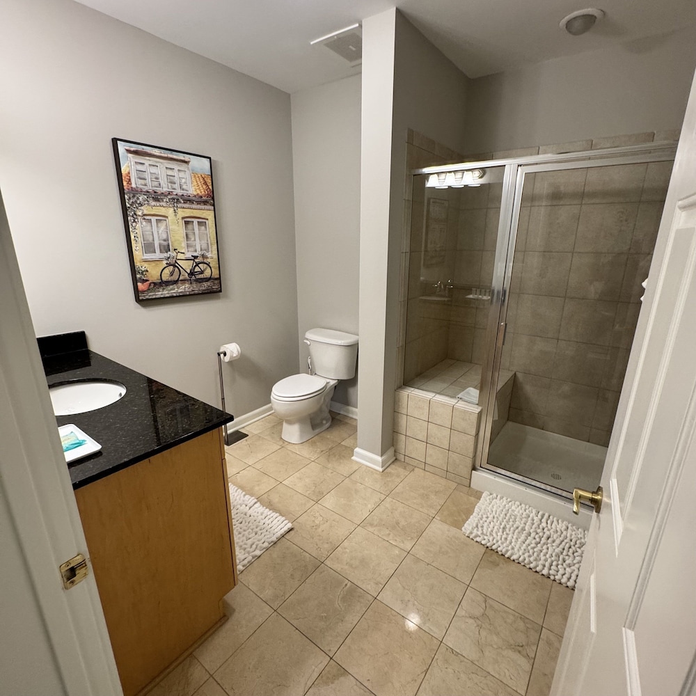 Oceanview Condo With Amenities, 703 Royale Palms 2 Bedroom Condo