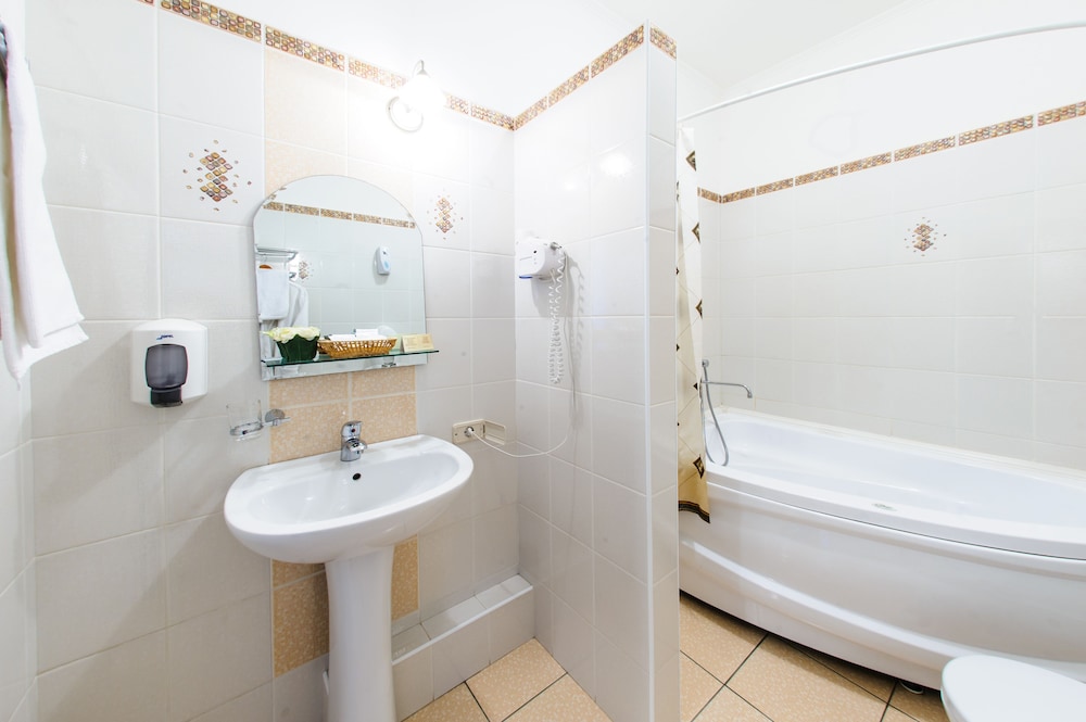 Almaz Hotel