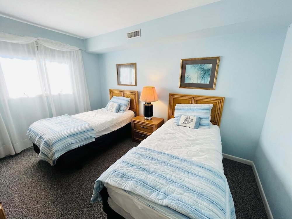 Ocean Pointe 10