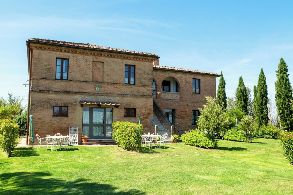 Hotel Podere Vesta - Image 1