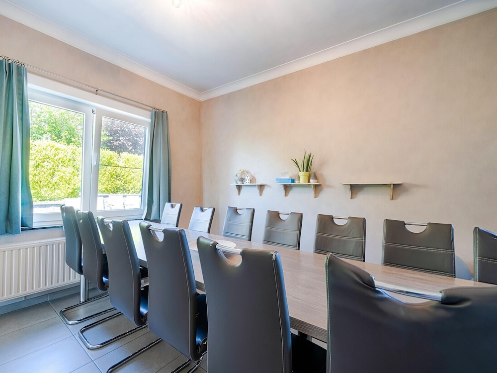 Villa Borgloon With Blossom Views and Jacuzzi