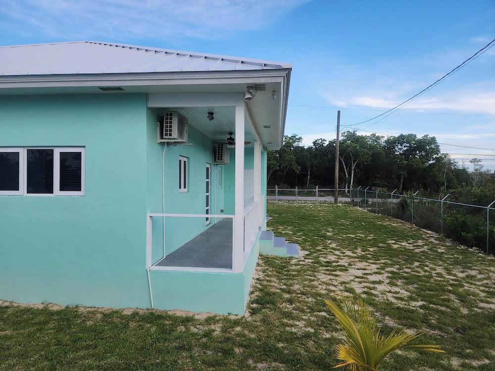 Grand Bahama Island - Freeport Vacations - Ellies Place - Property Image 5