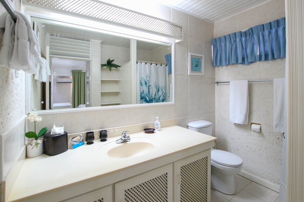 Bora Bora Upper 2 Bedroom Apts