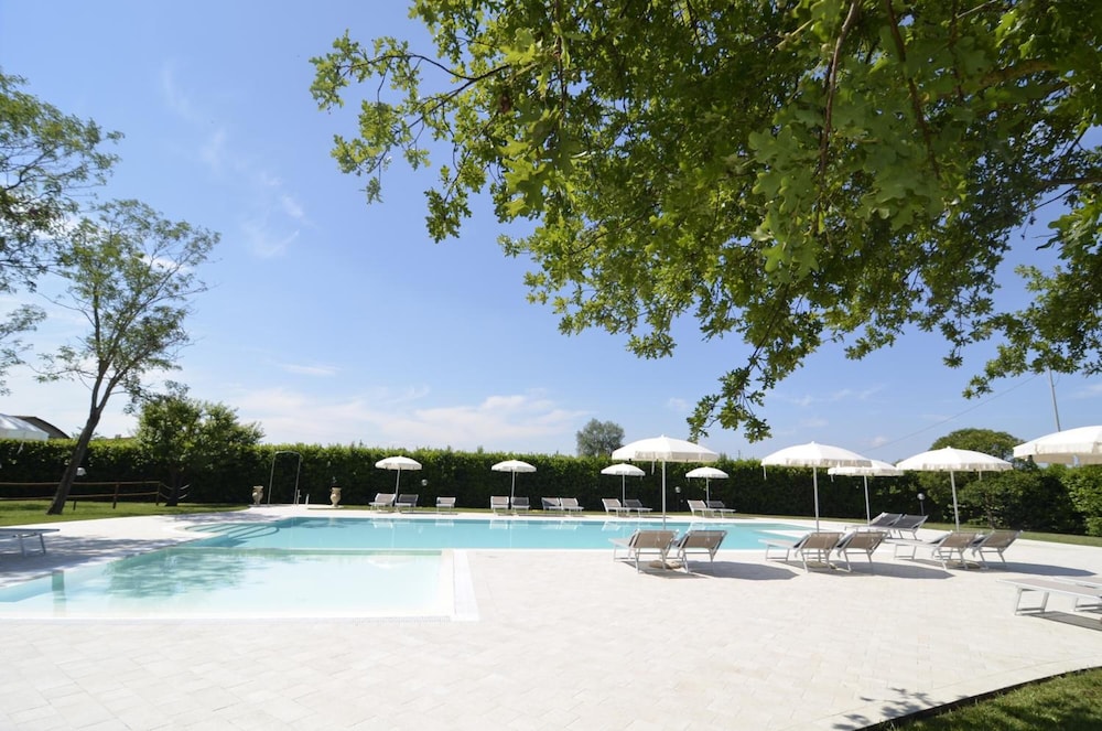 Agriturismo La Pisana