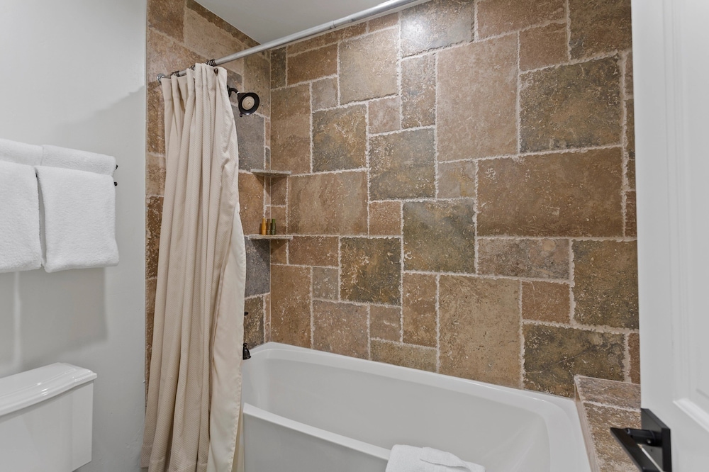 Trail's End Lodge at Deer Valley Resort - Three Bedroom Residence with Spa #501 3 Condo