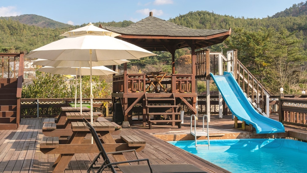Gyeongju Woojin Green Pension