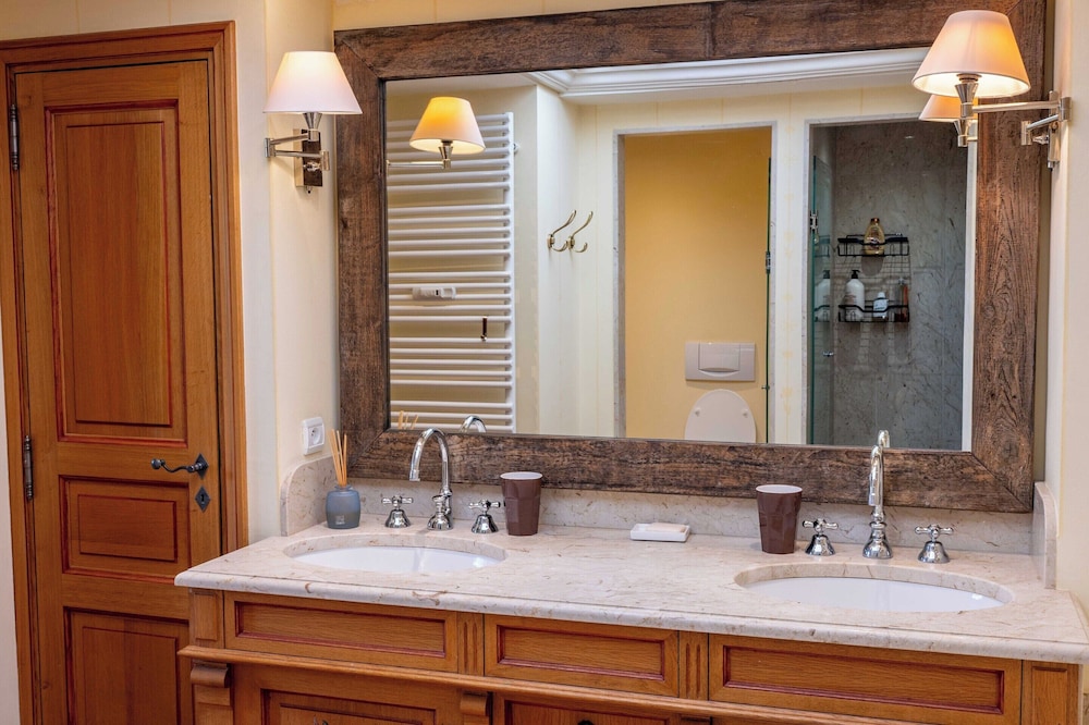 Apt Elegant With Balcony 9p/4br - Megeve Center
