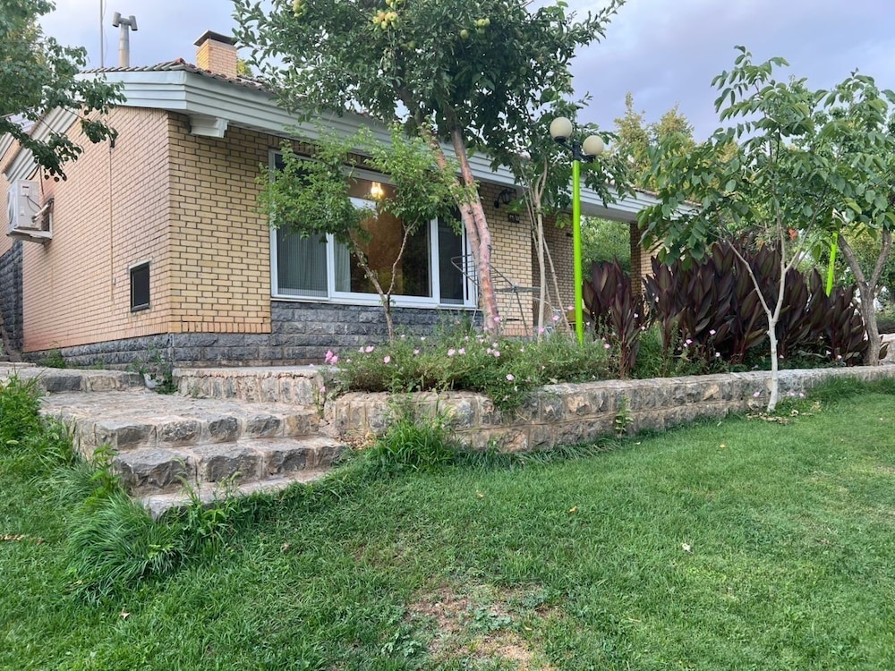 Villa De Anna
