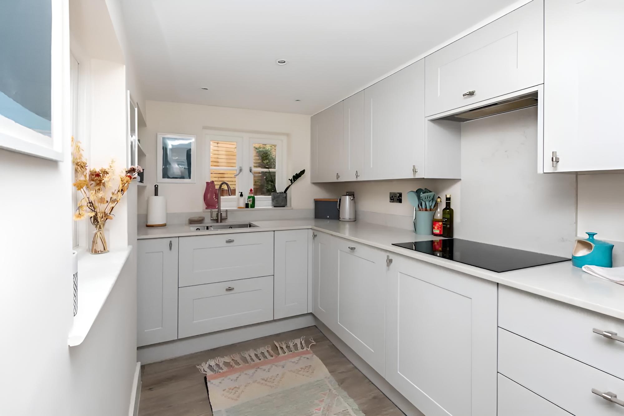Vibrant 1BD Home With Outdoor Patio - Hammersmith!
