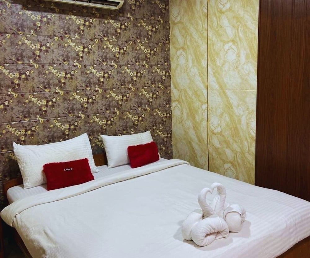 Shrusti Farms Resort