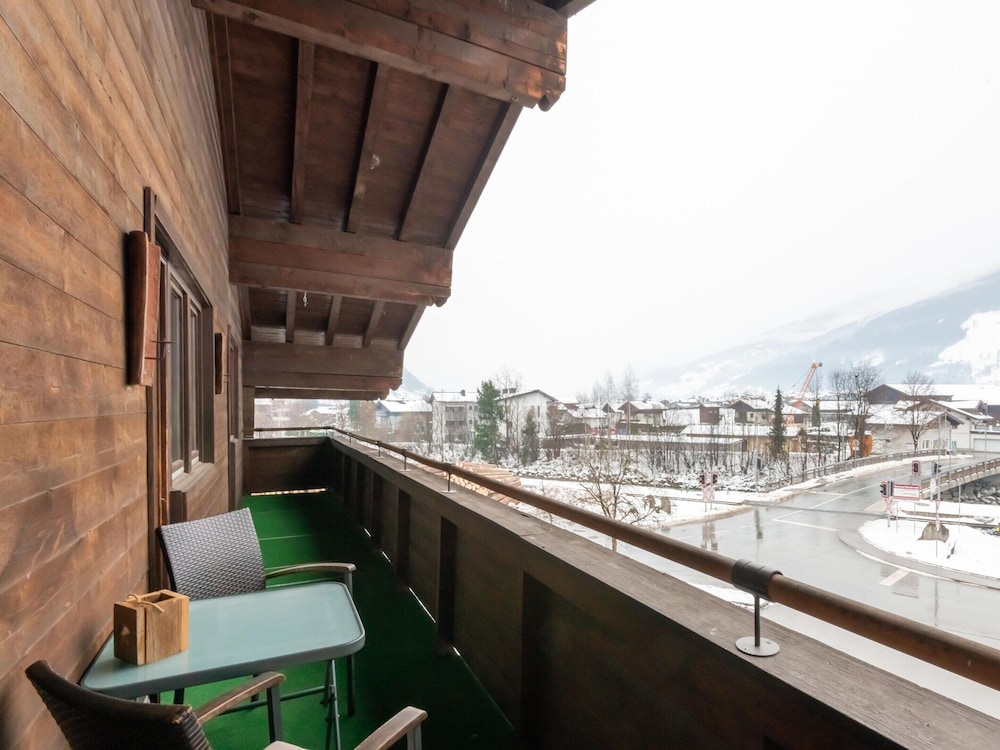 Apartment in Niedernsill Near Ski Slopes
