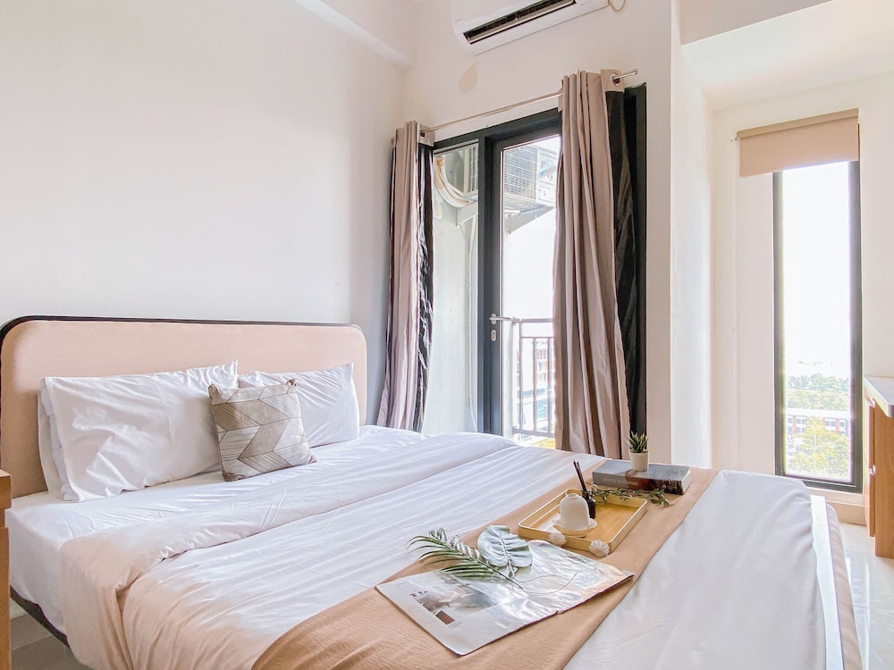 Modern Style Studio At Sayana Bekasi Apartment
