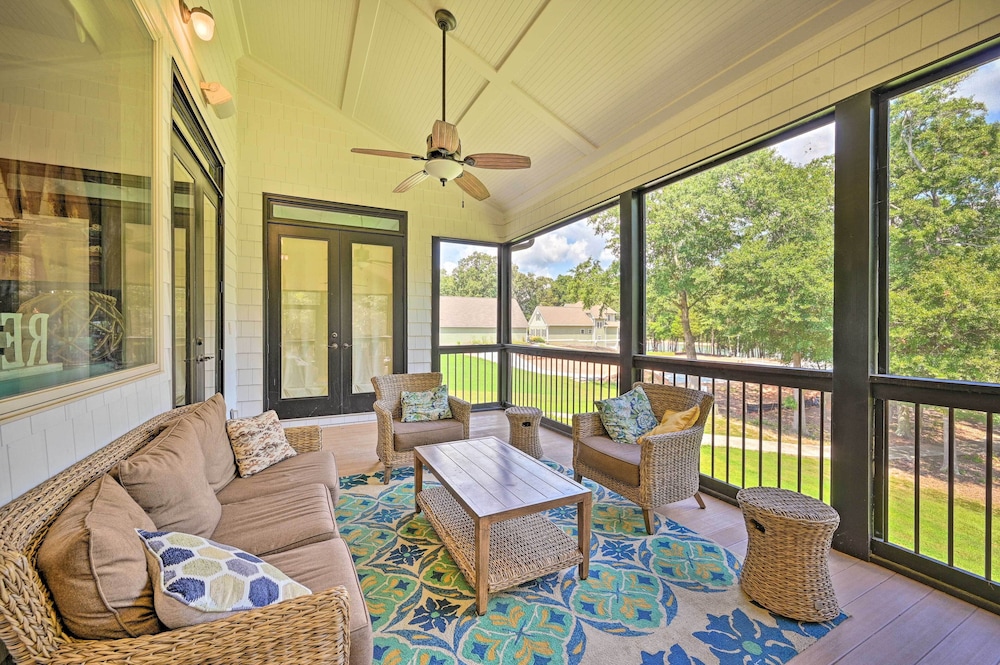 Upscale Family Home w/ Dock on Lake Hartwell! - Property Image 1