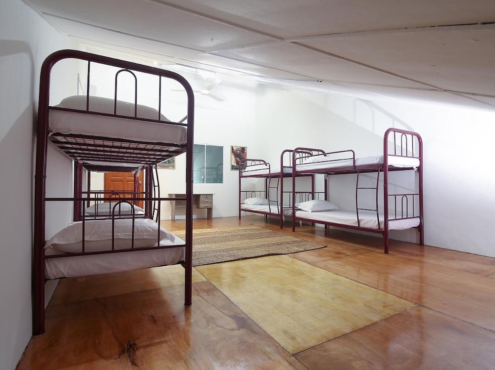 Single Bed in Mixed Dormitory Room With Ac photo 7