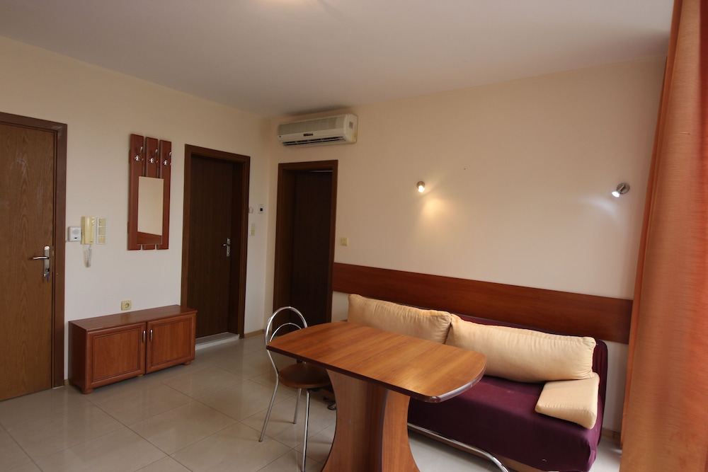 Menada Eden Apartments