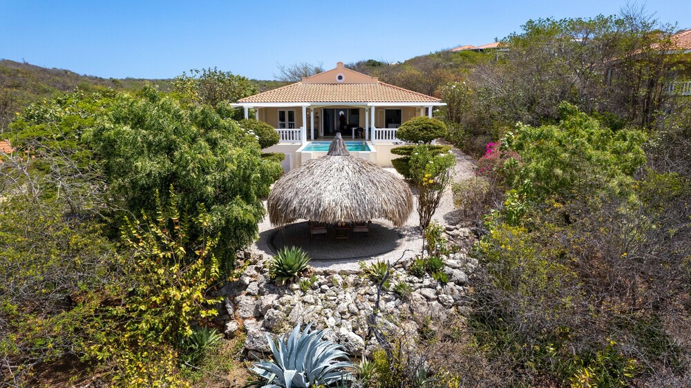 Coral Estate Holidays