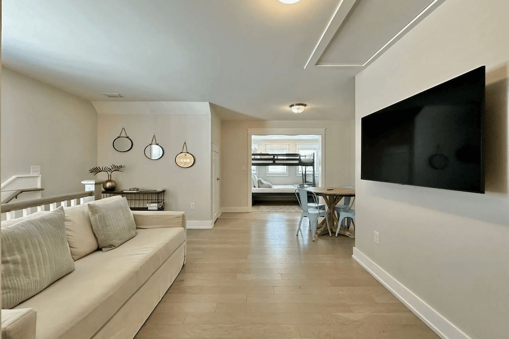 Nacho Beach House by Avantstay Inlet Beach Sleeps 8 Pool