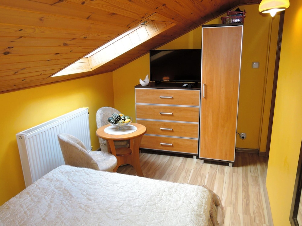 Comfortable Holiday Home for 12 People, Kolczewo view 3