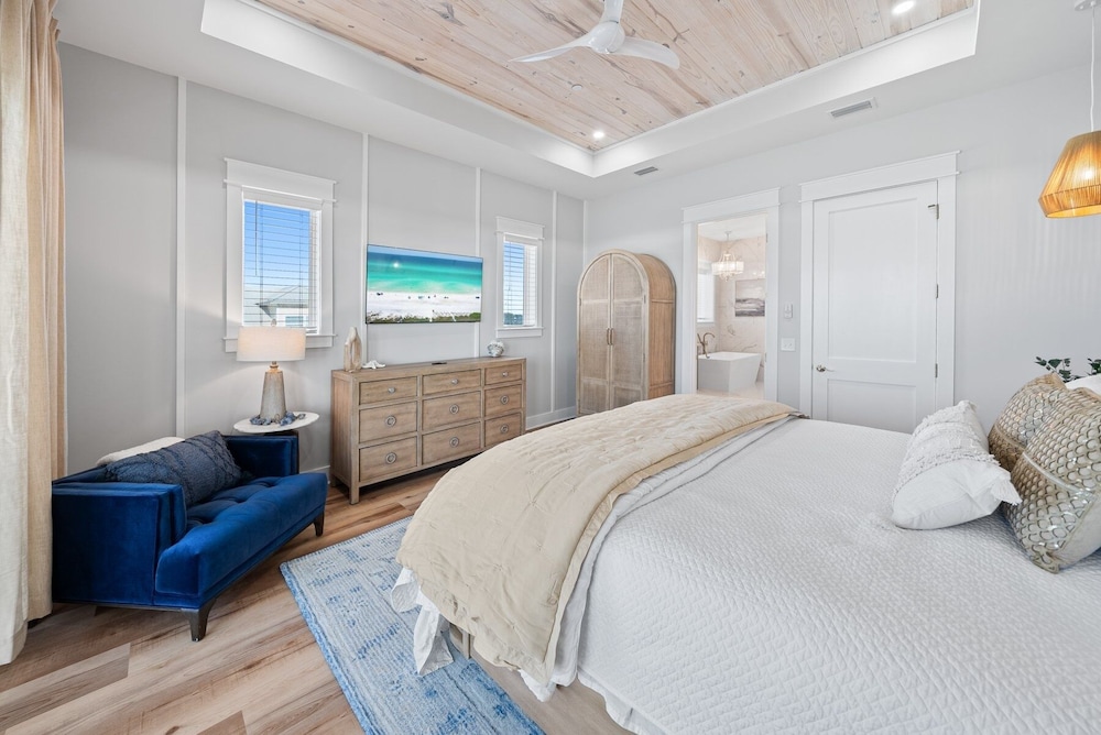 Blessing At Pier Park 6 Bedroom Home