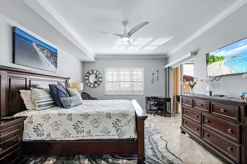 Bella Lago 444 ~ Beautifully Updated Condo Just Across The Street From The Beach! 3 Bedroom Condo by RedAwning