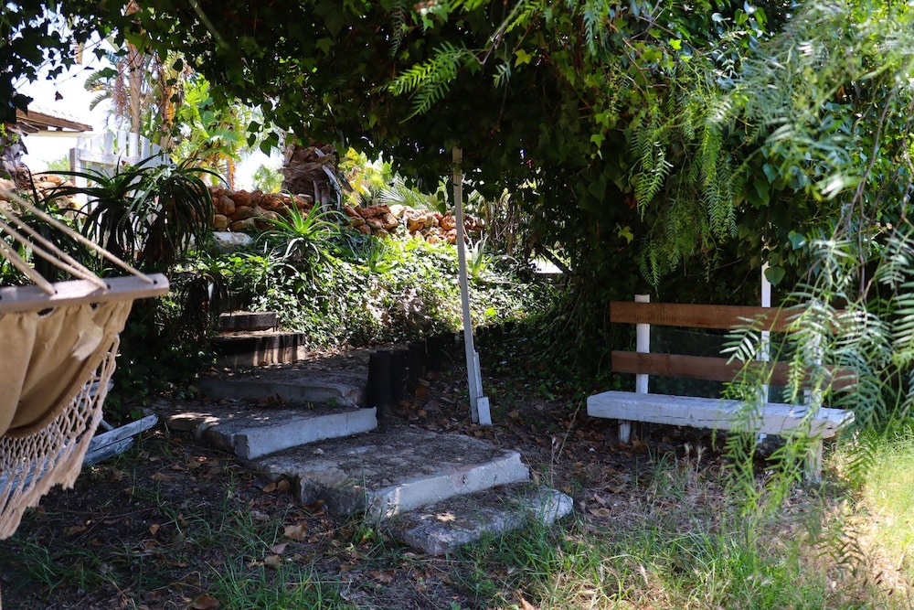 Idyllic Farm House With Huge Garden for 14pax