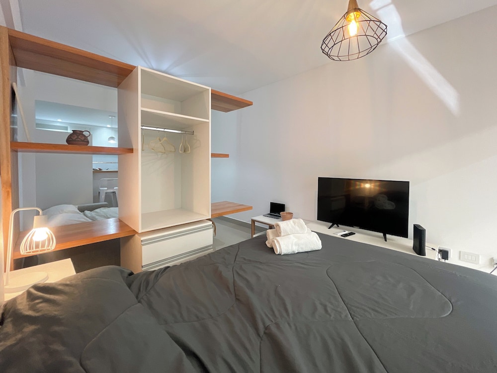 Ayres Suites Moreno
