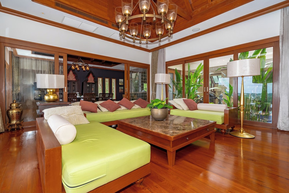 Royal Legacy Golf Villa