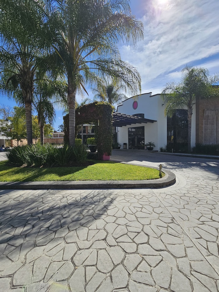 Hotel Ejecutivo Aeropuerto Morelia - Property Image 18