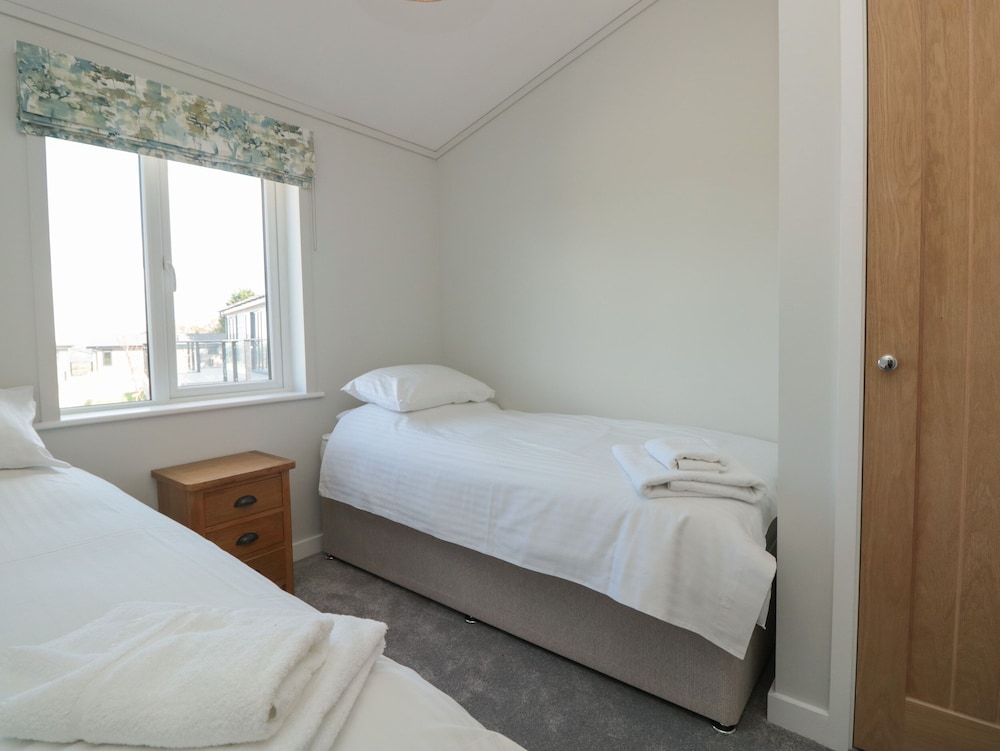 Honeysuckle Lodge