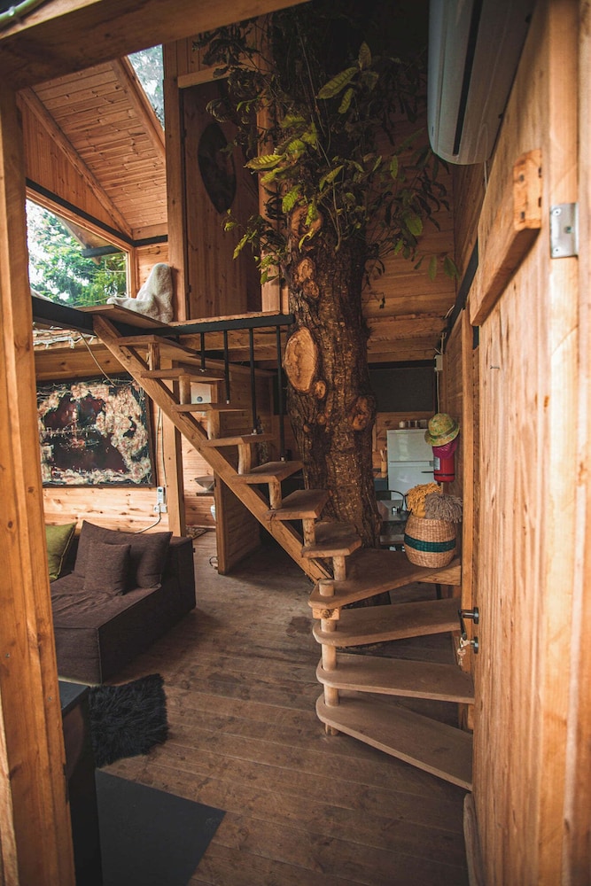 Hill Inn