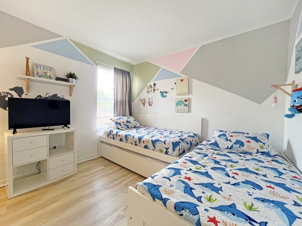 Endless Summer 6 Bedroom Home
